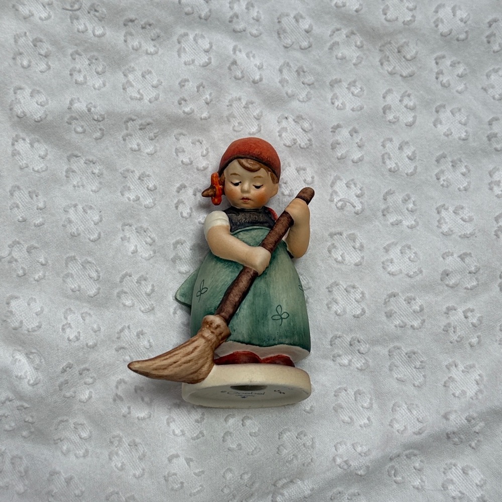 Hummel  "Little Sweeper" Figurine